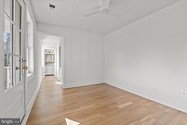 3612 N GLEBE RD, Arlington, VA 22207