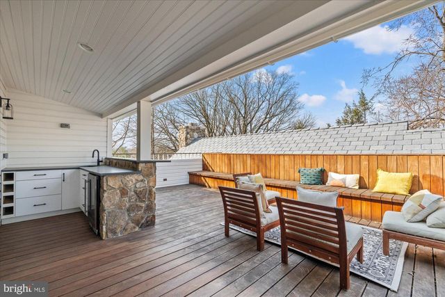 3612 N GLEBE RD, Arlington, VA 22207