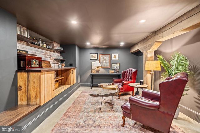 3612 N GLEBE RD, Arlington, VA 22207