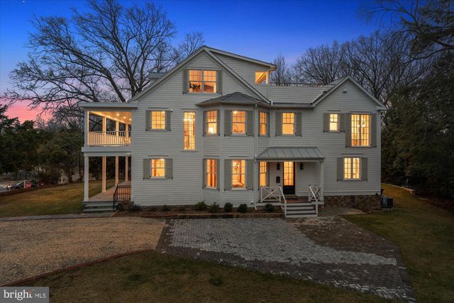 3612 N GLEBE RD, Arlington, VA 22207