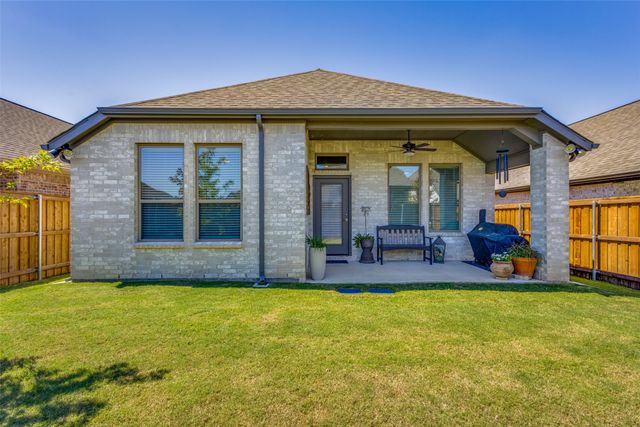 3136 Brazoria Drive, Little Elm, TX 75068
