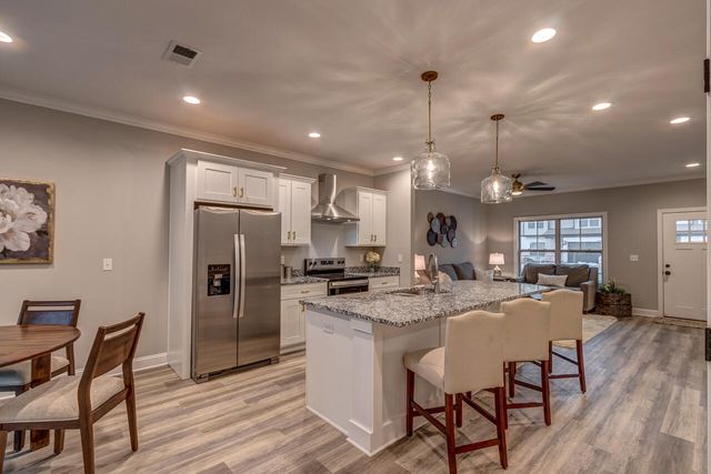 126 Copperfield Way, Frankfort, KY 40601