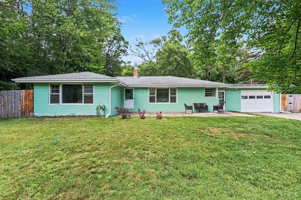 748 W Irish Street, Jerome Twp, MI 48657