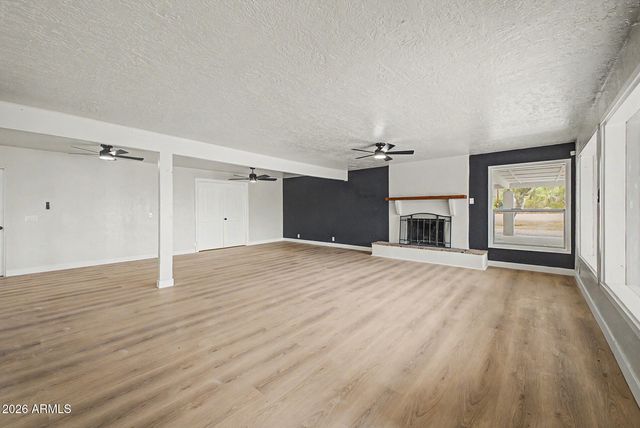 1065 W WHITELEY Street, Apache Junction, AZ 85120