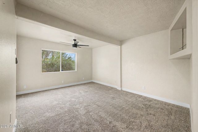 1065 W WHITELEY Street, Apache Junction, AZ 85120