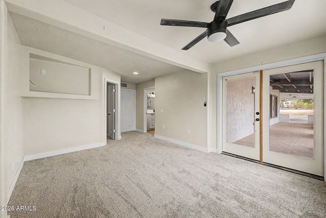 1065 W WHITELEY Street, Apache Junction, AZ 85120