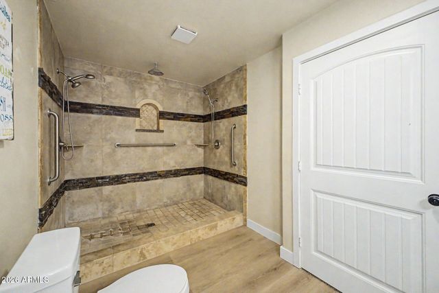 1065 W WHITELEY Street, Apache Junction, AZ 85120