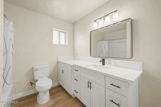 1065 W WHITELEY Street, Apache Junction, AZ 85120