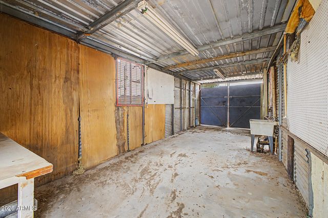 1065 W WHITELEY Street, Apache Junction, AZ 85120