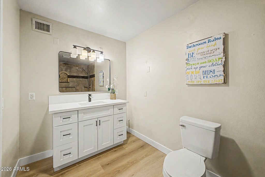 Image 26 of property listing at 1065 W WHITELEY Street, Apache Junction, AZ 85120