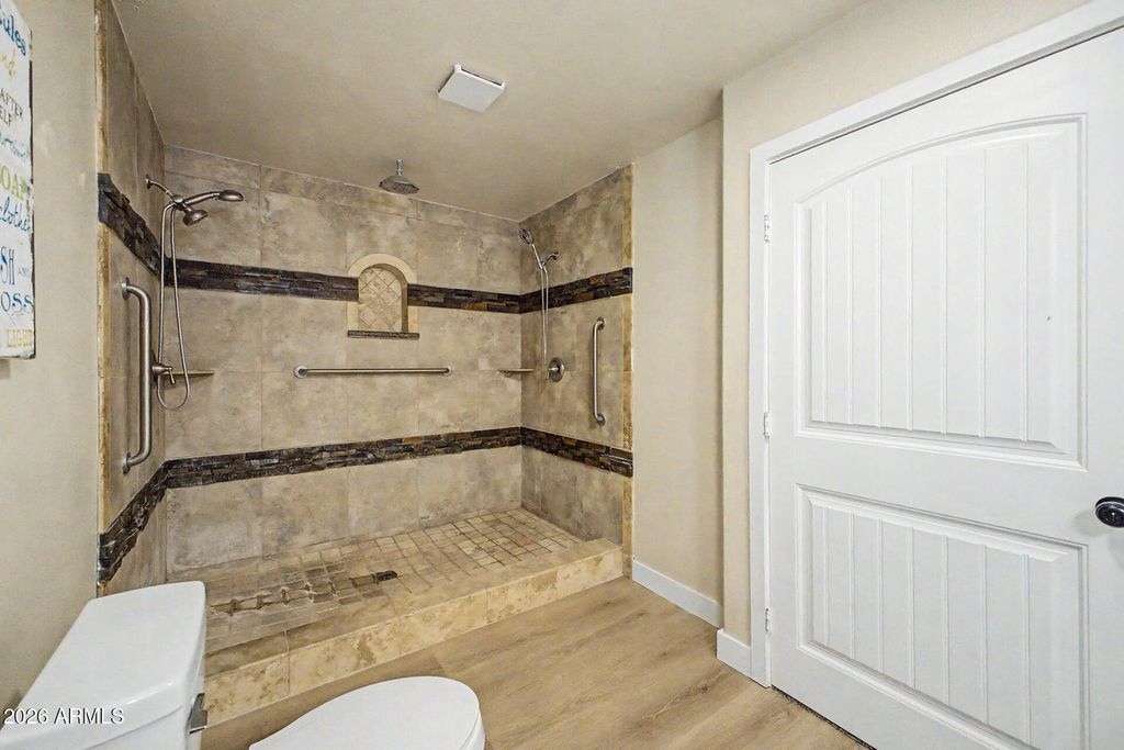 Image 27 of property listing at 1065 W WHITELEY Street, Apache Junction, AZ 85120