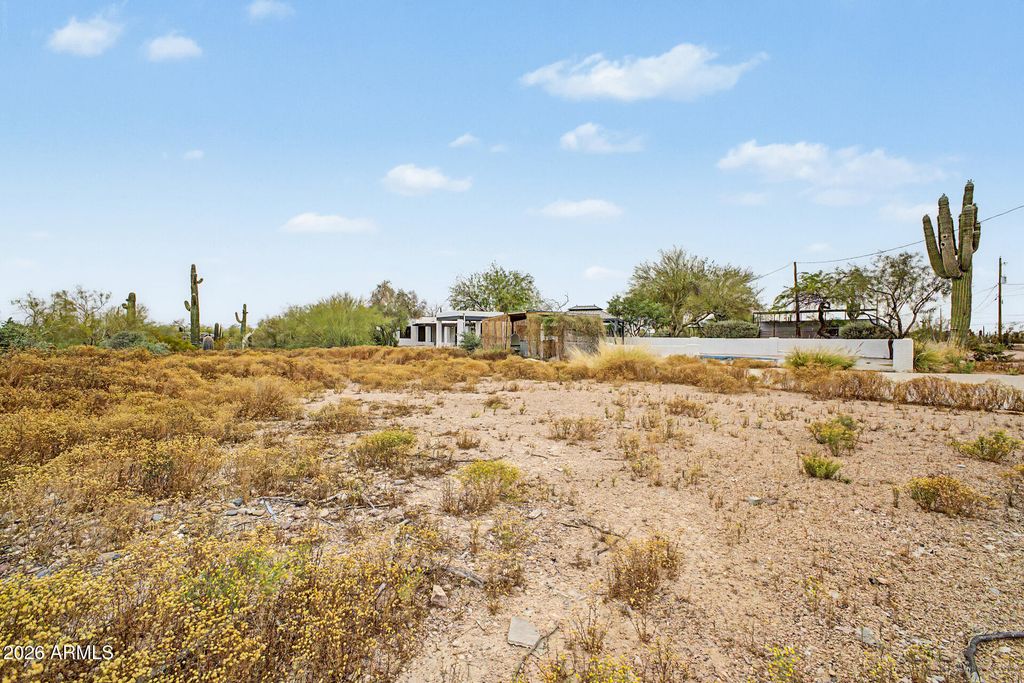 Image 65 of property listing at 1065 W WHITELEY Street, Apache Junction, AZ 85120