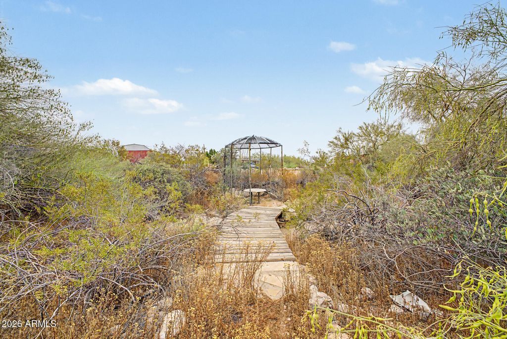 Image 79 of property listing at 1065 W WHITELEY Street, Apache Junction, AZ 85120