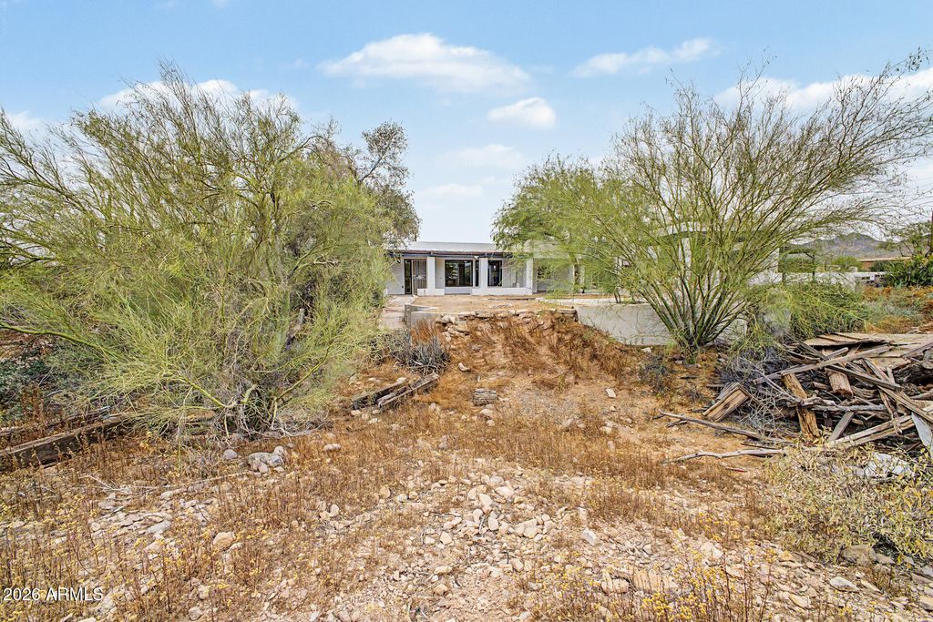 Image 81 of property listing at 1065 W WHITELEY Street, Apache Junction, AZ 85120