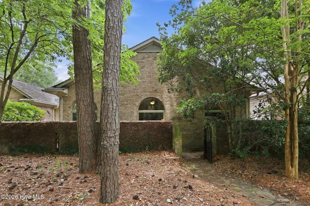 3058 Dartmouth Drive, Greenville, NC 27858