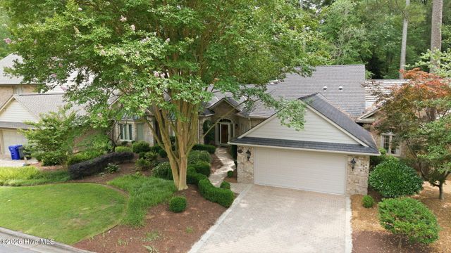 3058 Dartmouth Drive, Greenville, NC 27858