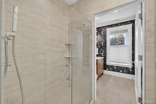 1828 Soundview Court, Yorktown Heights, NY 10598