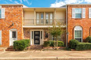 6339 Del Monte Drive SW 95, Houston, TX 77057