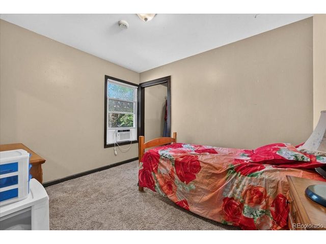 1725 Dayton St, Aurora, CO 80010