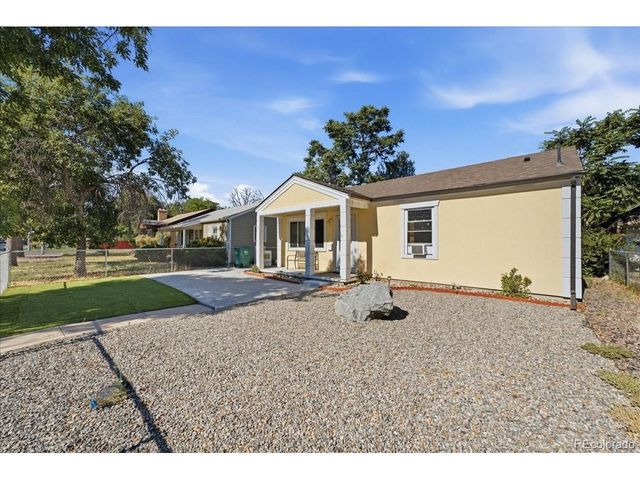 1725 Dayton St, Aurora, CO 80010