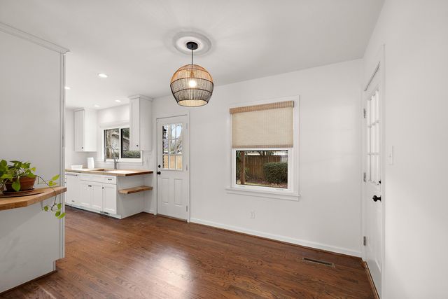 713 Magnolia Road, Charleston, SC 29407