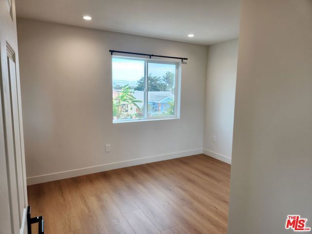 1154 W 67th Street, Los Angeles, CA 90044