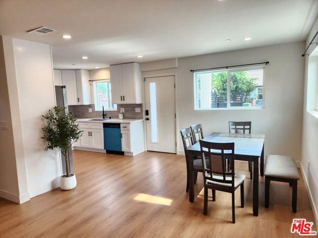 1154 W 67th Street, Los Angeles, CA 90044