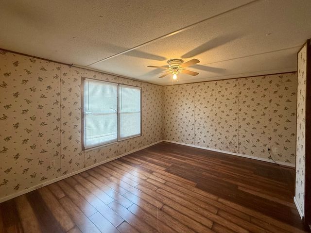 2191 Seven Knobs Rd, Gainesboro, TN 38562