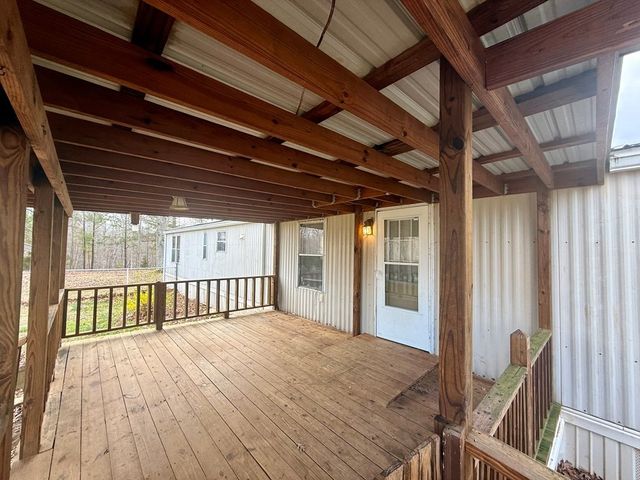 2191 Seven Knobs Rd, Gainesboro, TN 38562