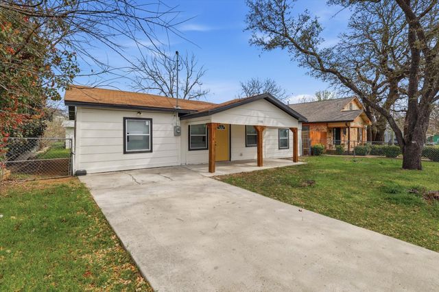 1106 Franklin Street, Weatherford, TX 76086