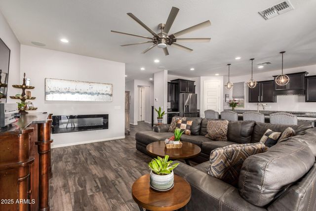 3160 S ARIZONA Place, Chandler, AZ 85286