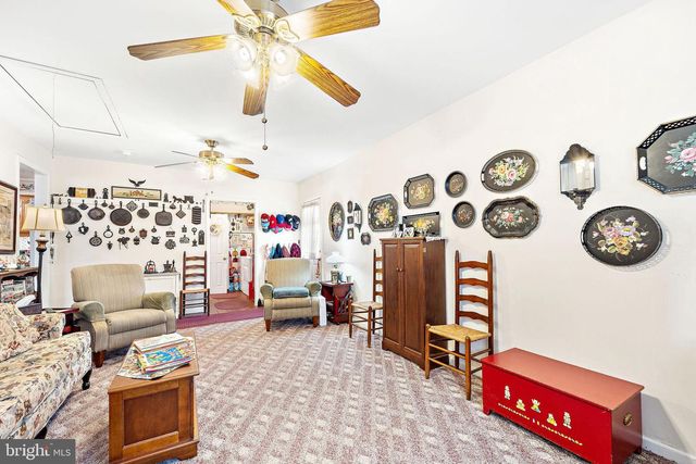 157 S SCHOOL ST, Gibbstown, NJ 08027