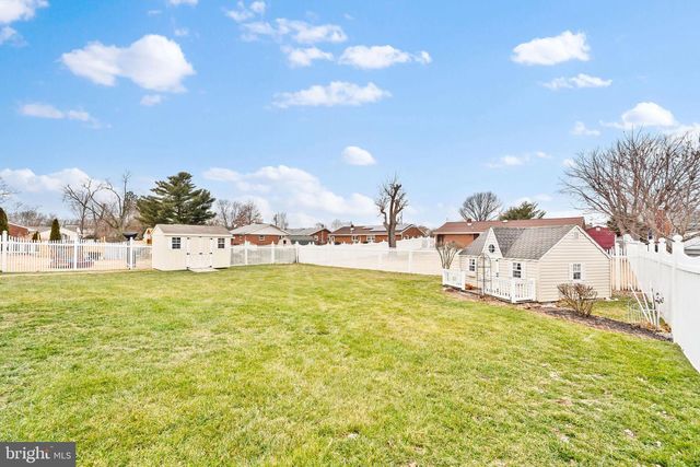 157 S SCHOOL ST, Gibbstown, NJ 08027