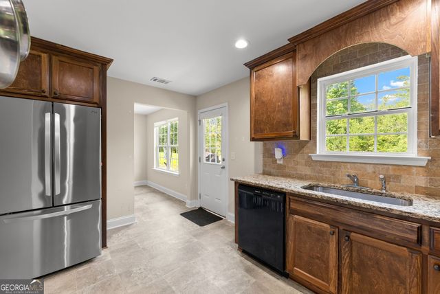 5442 Stepstone Way, Gainesville, GA 30506