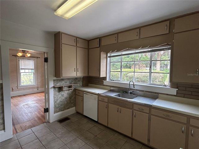 530 N RIDGE AVENUE, Lake Alfred, FL 33850