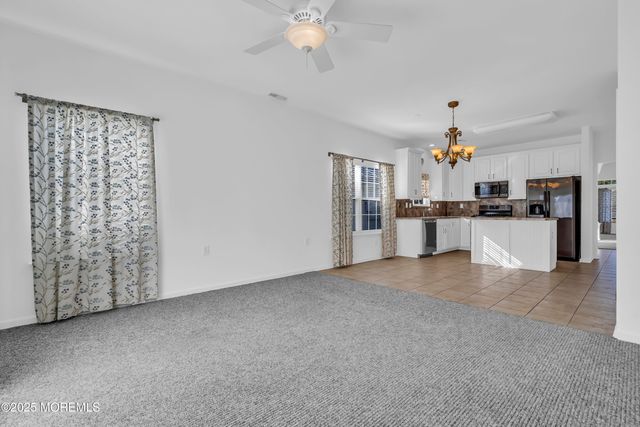 3 Ravello Road, Manchester, NJ 08759