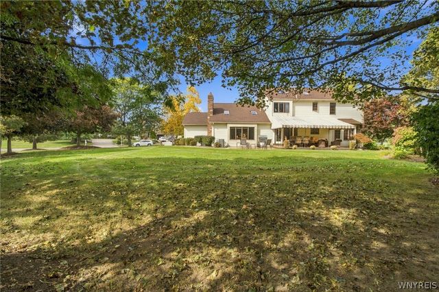 5470 Country Club Lane, Hamburg, NY 14075