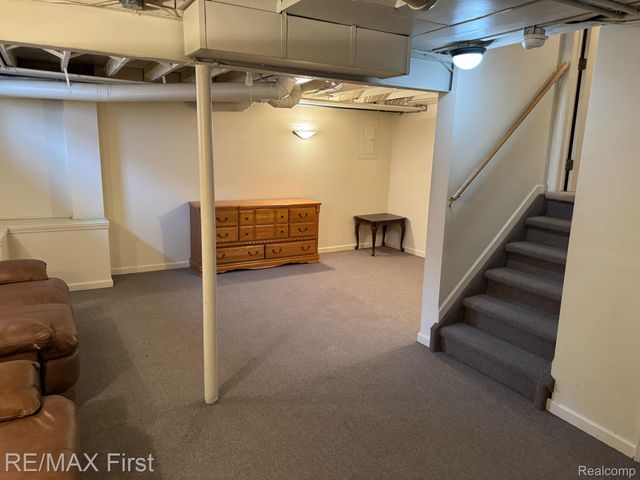 43971 Stoney Lane, Sterling Heights, MI 48313