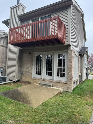 43971 Stoney Lane, Sterling Heights, MI 48313