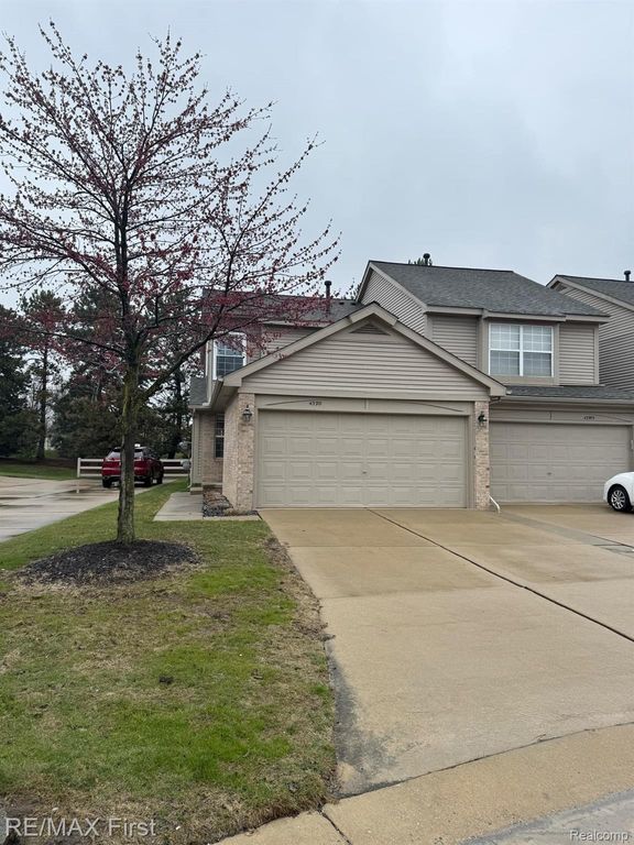 43971 Stoney Lane, Sterling Heights, MI 48313