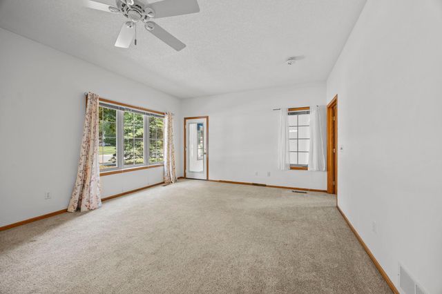 2994 Pitrina Way, Little Canada, MN 55117