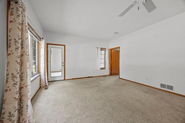2994 Pitrina Way, Little Canada, MN 55117