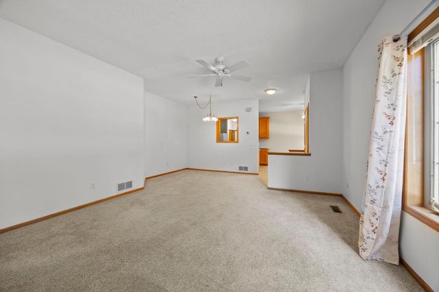 2994 Pitrina Way, Little Canada, MN 55117