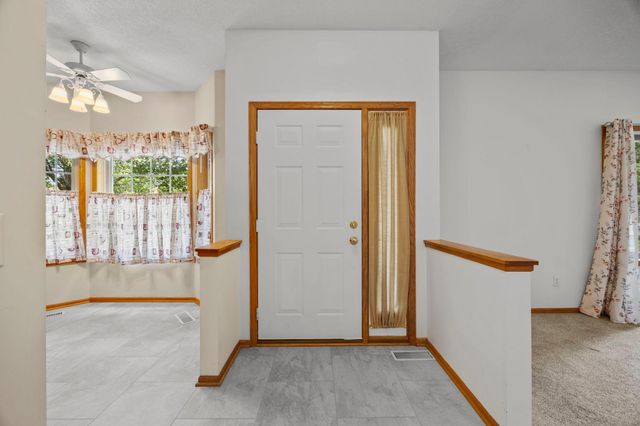 2994 Pitrina Way, Little Canada, MN 55117