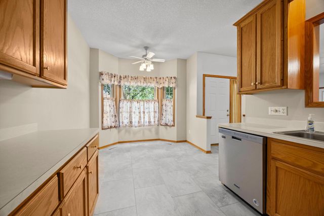 2994 Pitrina Way, Little Canada, MN 55117