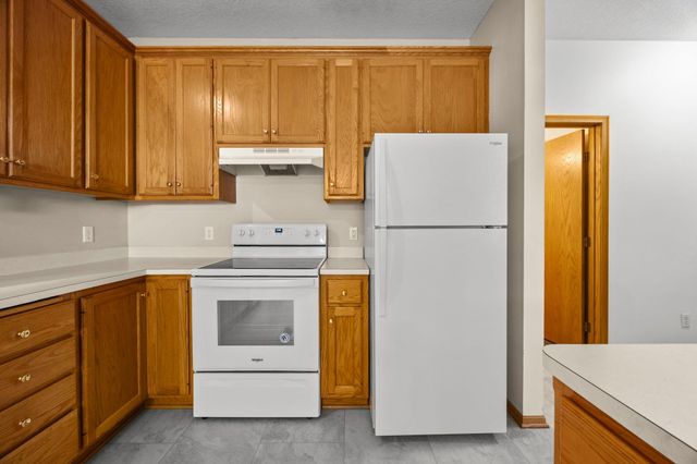 2994 Pitrina Way, Little Canada, MN 55117