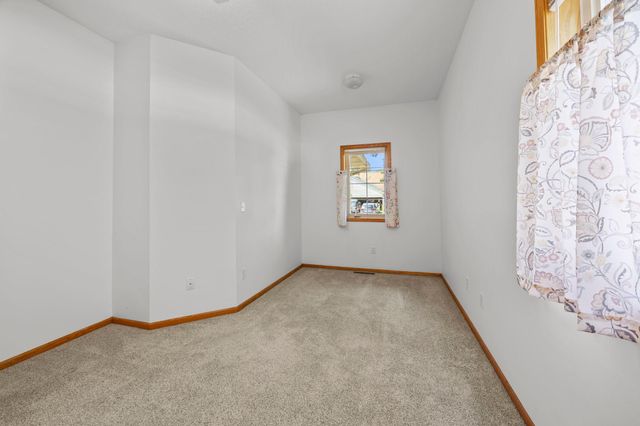 2994 Pitrina Way, Little Canada, MN 55117