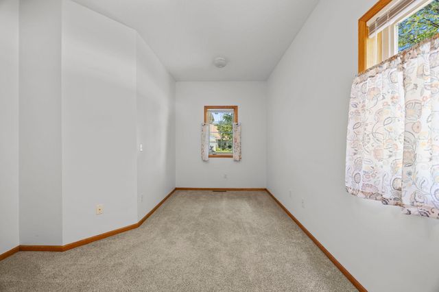 2994 Pitrina Way, Little Canada, MN 55117