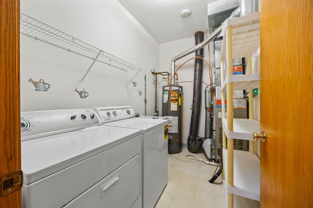 2994 Pitrina Way, Little Canada, MN 55117