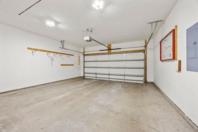 2994 Pitrina Way, Little Canada, MN 55117